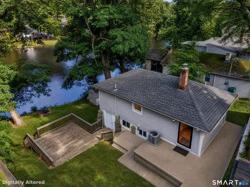 33 Circle Dr, Stratford, CT, 06614-1004 | Card Image