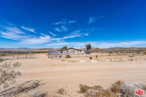 52020 Joshua Tree Rd, Johnson Valley, CA, 92285-2350 | Card Image