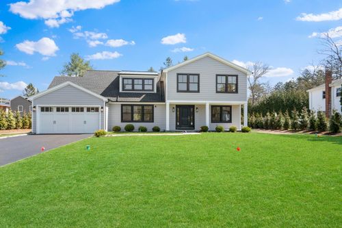 4 Aron Dr, Woodbury, NY, 11797-1002 | Card Image