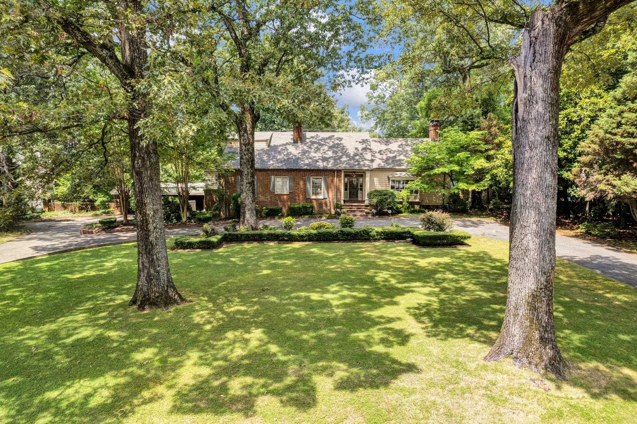 Perkins Rd, Memphis, TN 38117