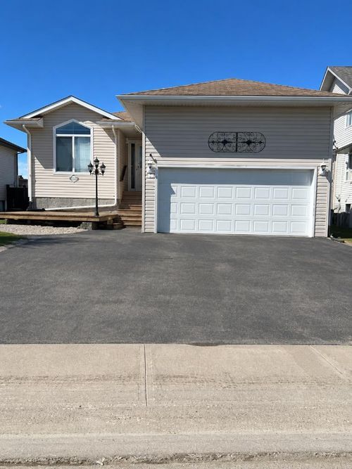 10244 97 Street, Sexsmith, AB, T0H3C0 | Card Image