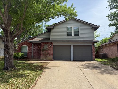 6011 Parkmeadow Dr, Arlington, TX, 76018-3027 | Card Image