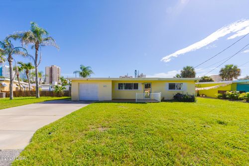 3105 La Paloma Ave, Daytona Beach, FL, 32118-6209 | Card Image