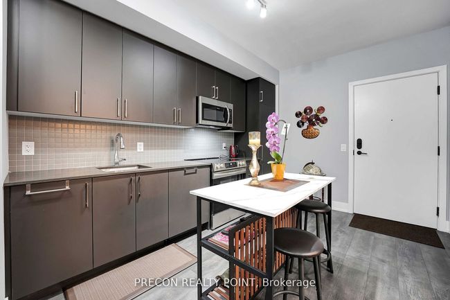 322 - 2450 Old Bronte Rd, Condo with 2 bedrooms, 2 bathrooms and null parking in Oakville ON | Image 8