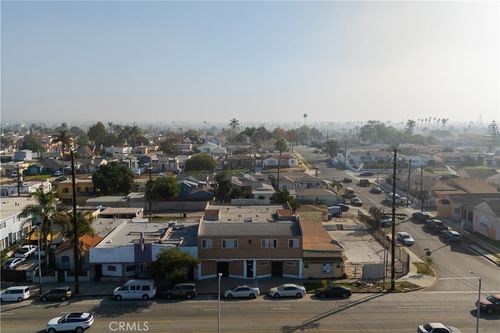 9318 S Western Ave, LOS ANGELES, CA, 90047-3853 | Card Image