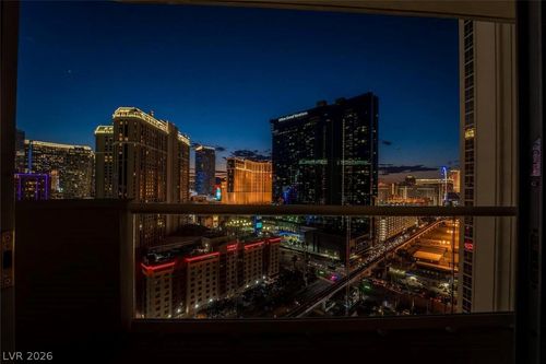 1901-and-1903-135 E Harmon Avenue, Las Vegas, NV, 89109 | Card Image