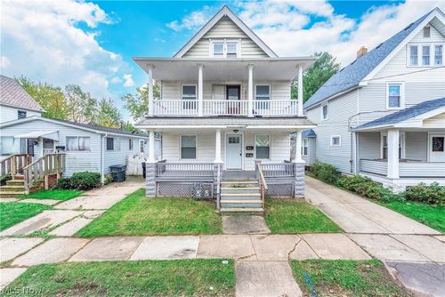 3105 Roanoke Ave, Cleveland, OH, 44109-4173 | Card Image