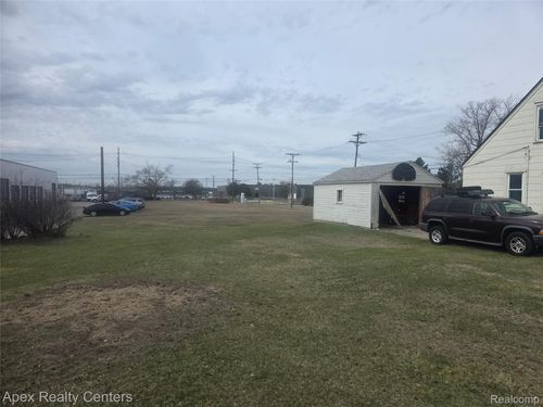 11735 Merriman Rd, Livonia, MI, 48150-1920 | Card Image