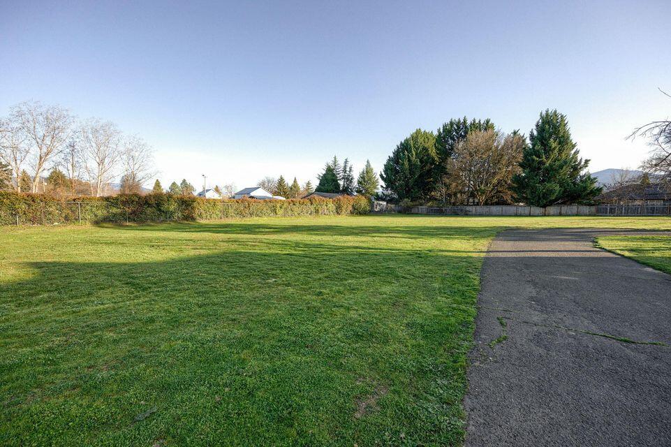 Land in Medford 4