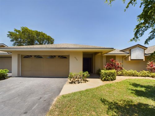 6256-6256 Mirror Lake Ct, Sebastian, FL, 32958-8468 | Card Image