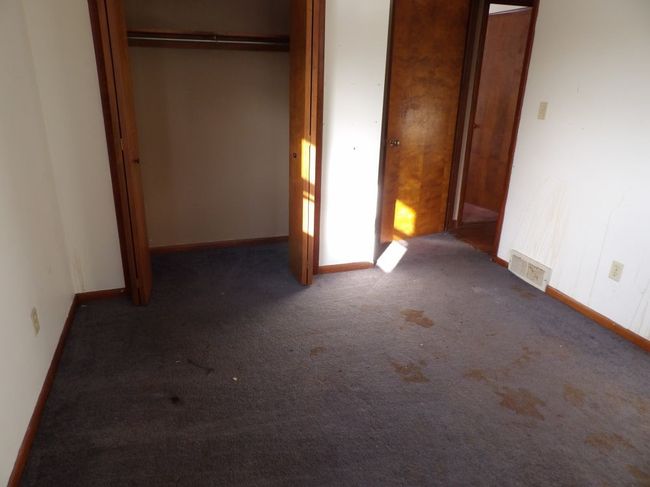 709 New Bedford Rd, House other with 3 bedrooms, 1 bathrooms and 1 parking in West Middlesex PA | Image 5