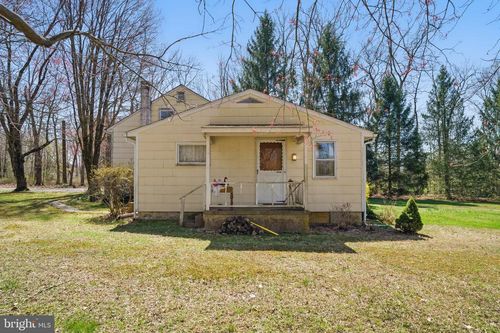 6162 Mechanicsville Rd, MECHANICSVILLE, PA, 18934-9520 | Card Image