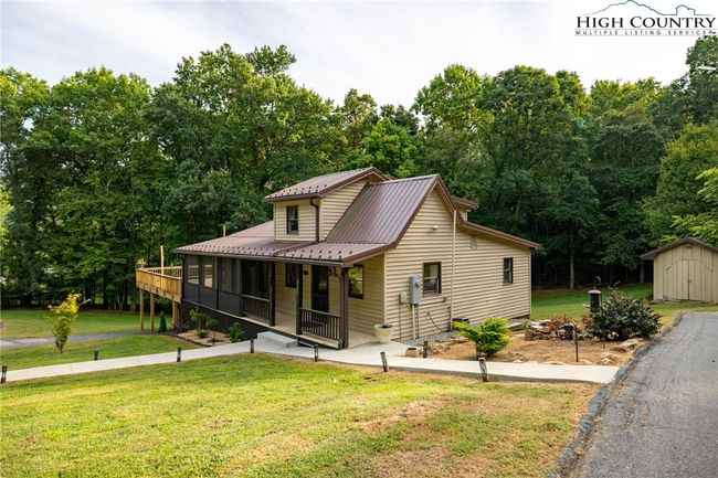 337 Pioneer Rdg, House other with 3 bedrooms, 2 bathrooms and null parking in Sparta NC | Image 27