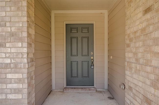 2011 Lost Timbers Dr, House other with 5 bedrooms, 3 bathrooms and 2 parking in Conroe TX | Image 5
