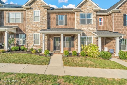 256 Broadberry Ave, Oak Ridge, TN, 37830 | Card Image
