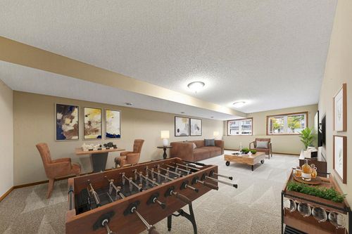 555 Cannon Way, Dundas, MN, 55019-4064 | Card Image