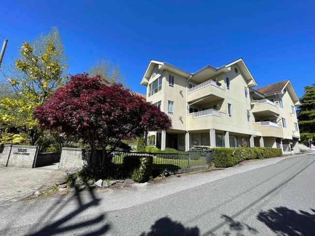 204 - 5626 Larch Street, Condo with 2 bedrooms, 2 bathrooms and 1 parking in Vancouver BC | Image 1