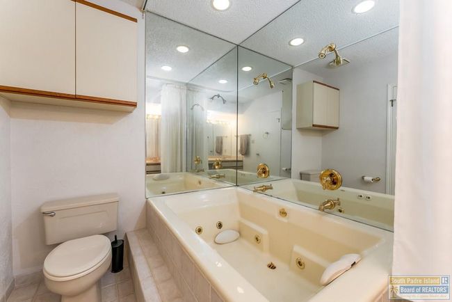 216B - 226 W Houston St, Condo with 2 bedrooms, 4 bathrooms and 1 parking in Port Isabel TX | Image 13