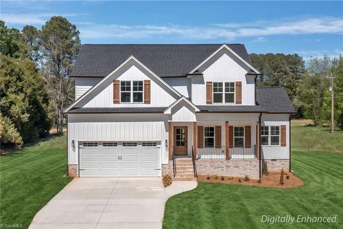 303 Country Club Dr, Stoneville, NC, 27048-8415 | Card Image