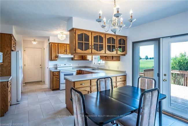 Kitchen with dinette | Image 16