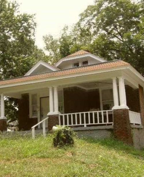 1097 Cummings St, Memphis, TN, 38106-3452 | Card Image