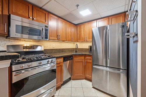 apt-233b-227 Christopher Columbus Dr, Jersey City, NJ, 07302-5426 | Card Image