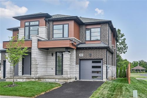 385 Limeridge Rd E, Hamilton, ON, L9A2S8 | Card Image