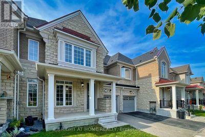 525 Terrace Way, Townhouse with 4 bedrooms, 3 bathrooms and 2 parking in Oakville ON | Image 3