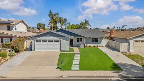 9325 Nalini Court, Santee, CA, 92071 | Card Image