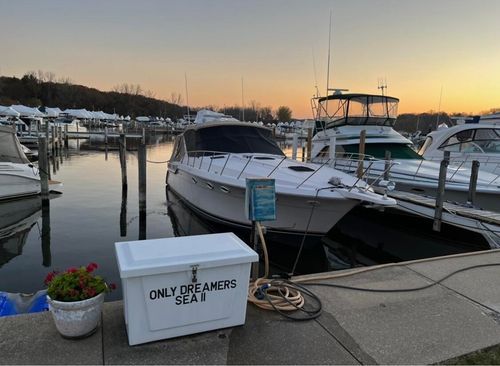 11-1000 Riverview Dr, Benton Harbor, MI, 49022-5028 | Card Image