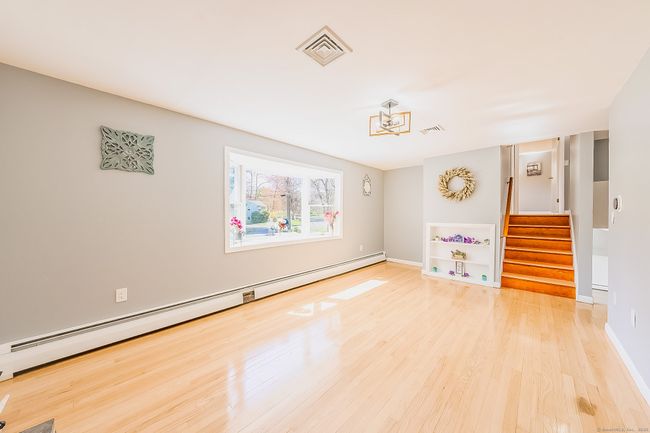106 Lorraine Ter, House other with 4 bedrooms, 2 bathrooms and null parking in Middletown CT | Image 5