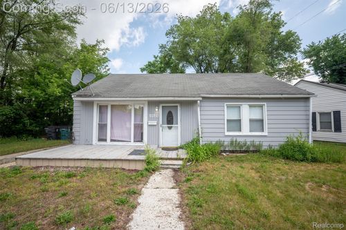 10760 Troy St, Oak Park, MI, 48237-3938 | Card Image