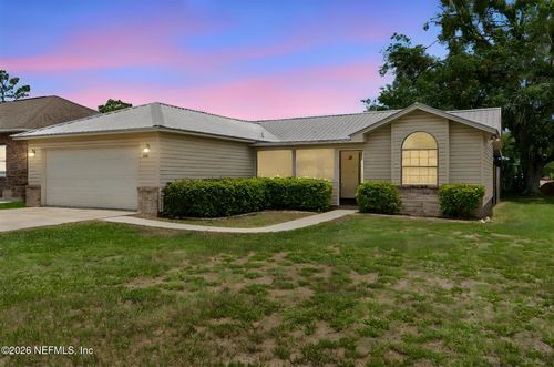 6102 W 1st Mnr, Palatka, FL, 32177-3800 | Card Image