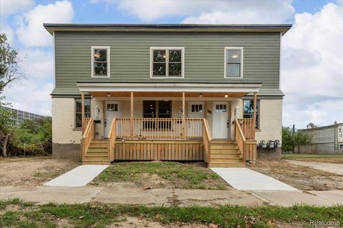 6172 16th St, Detroit, MI, 48208-1302 | Card Image
