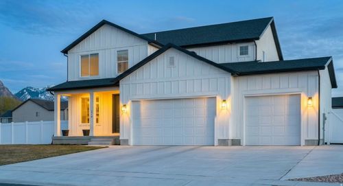 215 E Montgomery Ln, North Ogden, UT, 84414-7100 | Card Image