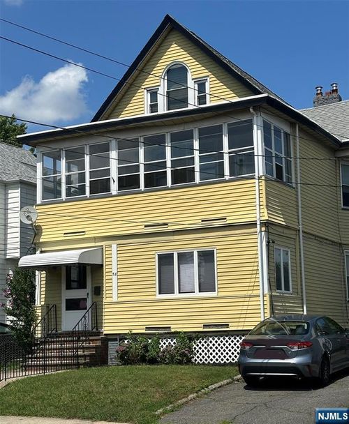 58 Marsellus Pl, Garfield, NJ, 07026-1927 | Card Image
