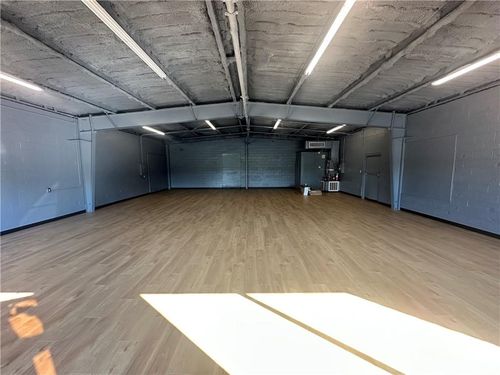 835 Gretna Blvd, Gretna, LA, 70053-6939 | Card Image