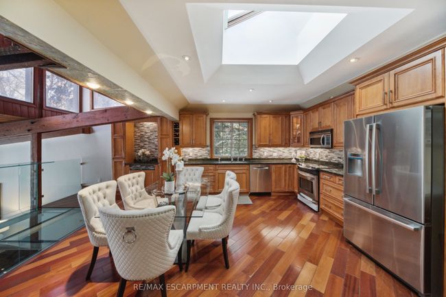 1569 Glenburnie Rd, House other with 7 bedrooms, 7 bathrooms and 10 parking in Mississauga ON | Image 8