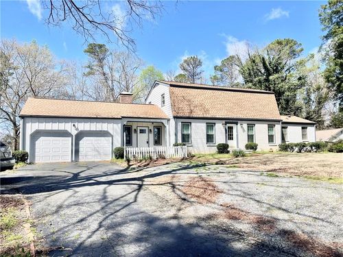 119 Woodlawn Dr Ne, marietta, GA, 30067-4015 | Card Image