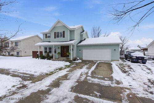 7370 W Macaw Ln, Rathdrum, ID, 83858-8166 | Card Image