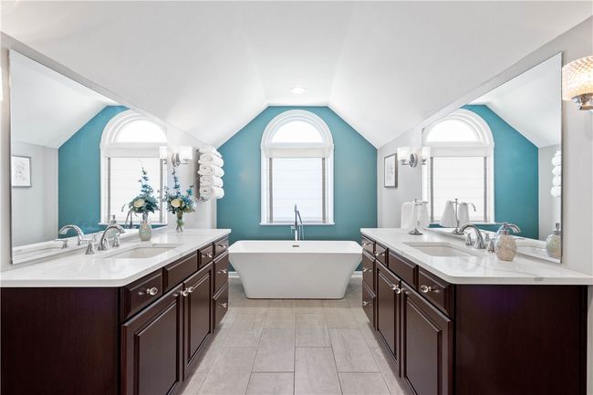 204 Elmhurst Cir, House other with 4 bedrooms, 4 bathrooms and 2 parking in Cranberry Township PA | Image 28