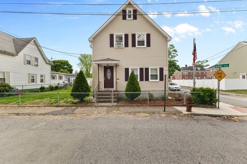 11 Alger Ave, Taunton, MA, 02780-1713 | Card Image