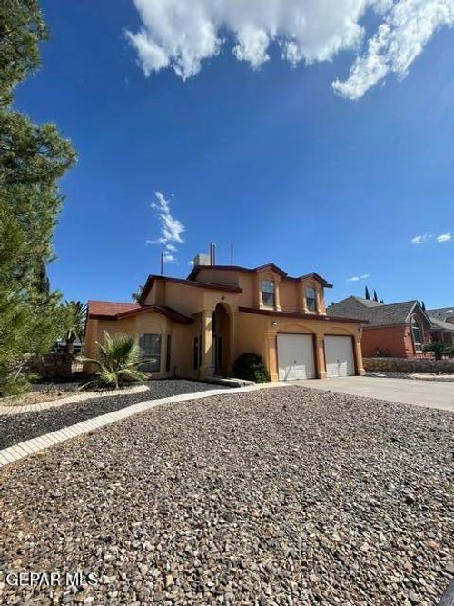 11632 Bobby Fuller Dr, El Paso, TX, 79936-4021 | Card Image
