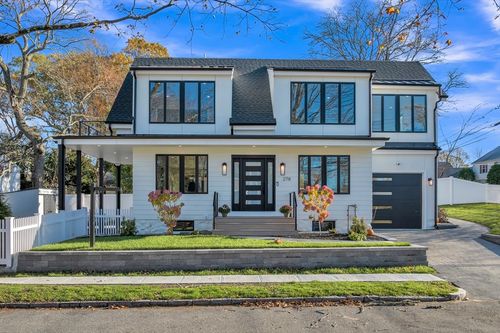 278 Hillside Ave, Arlington, MA, 02476-7345 | Card Image