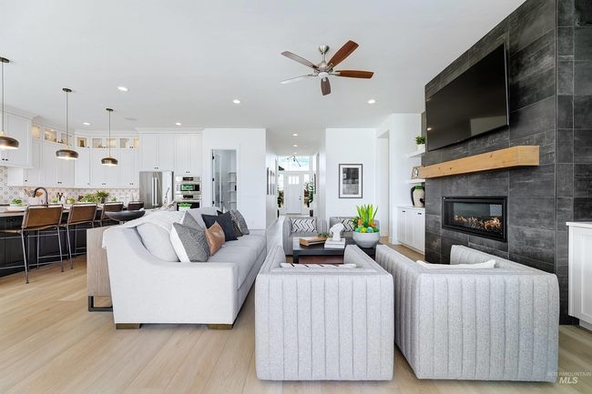 144 S Gresham Way, House other with 3 bedrooms, 3 bathrooms and 4 parking in Eagle ID | Image 31