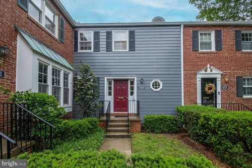 12a-6729 Fairfax Rd, CHEVY CHASE, MD, 20815-6518 | Card Image