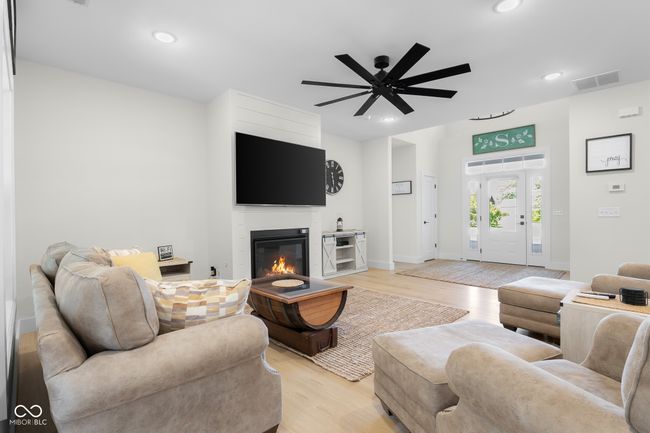 3365 Riverside Dr, House other with 3 bedrooms, 2 bathrooms and null parking in Columbus IN | Image 9