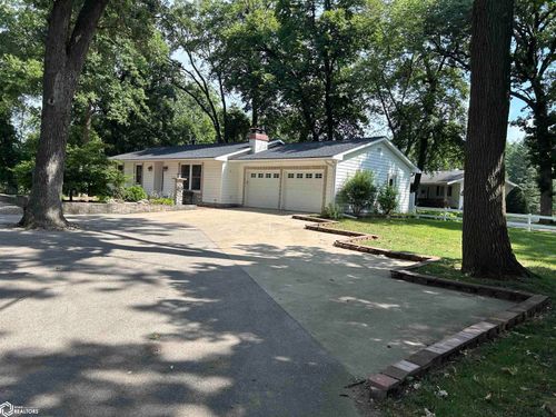 2408 River Oaks Dr, Iowa Falls, IA, 50126-1512 | Card Image