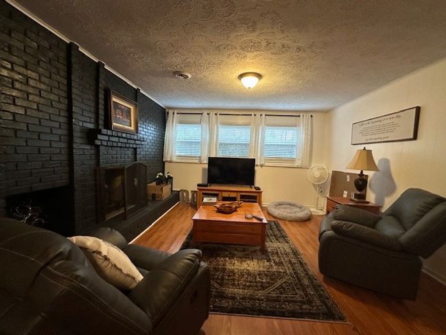 625 Robin St, House other with 3 bedrooms, 3 bathrooms and 2 parking in Bluefield VA | Image 25