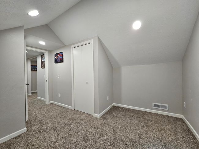 411 W Main St, House other with 4 bedrooms, 2 bathrooms and null parking in Pipestone MN | Image 25